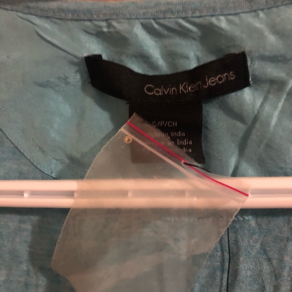 Brand new Calvin Klein jeans girl top - Picture 2 of 5